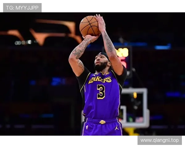 马克西狂砍43分助76人主场逆转湖人展现强劲实力